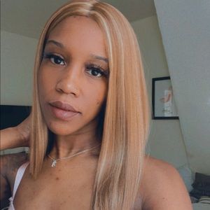 Meet your Posher, Amberlee